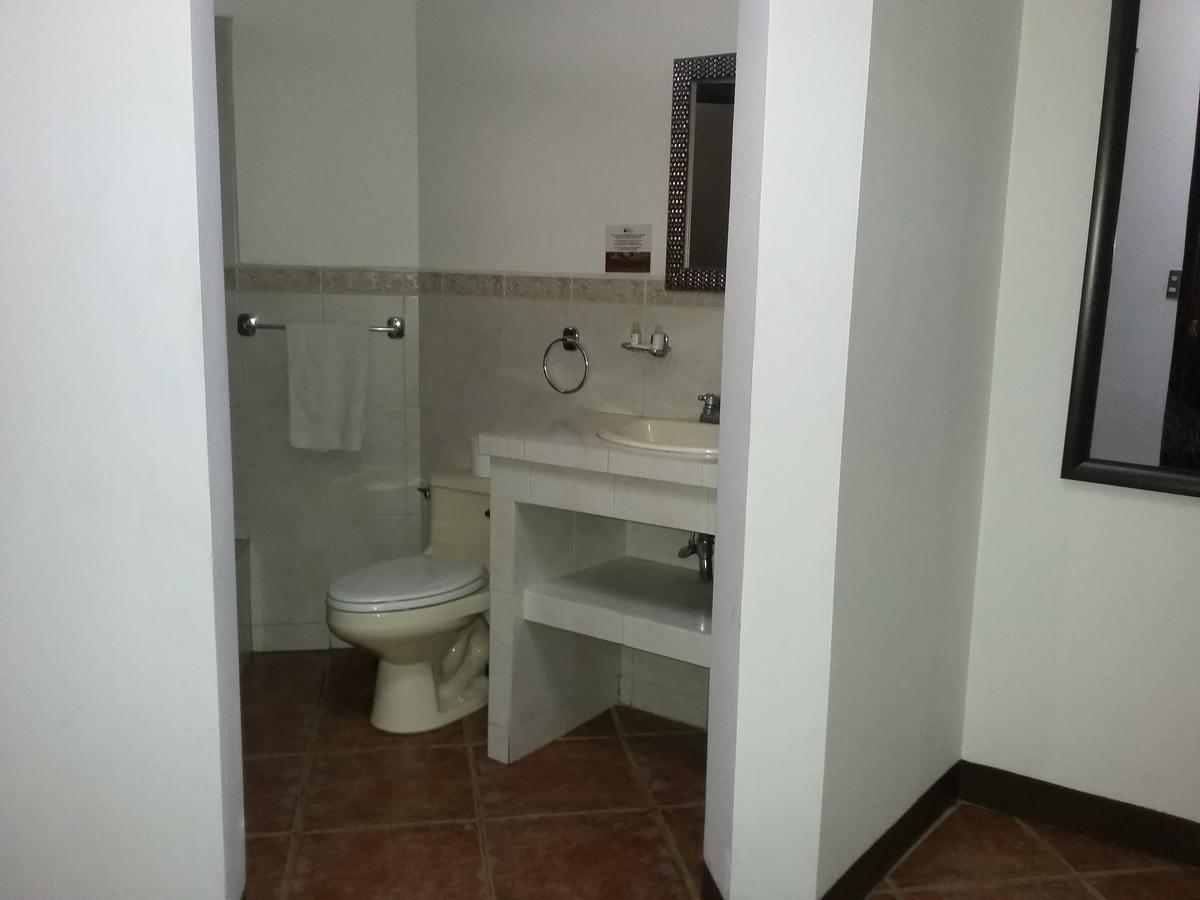 Casa San Bartolome 호텔 San Bartolome Milpas Altas 외부 사진